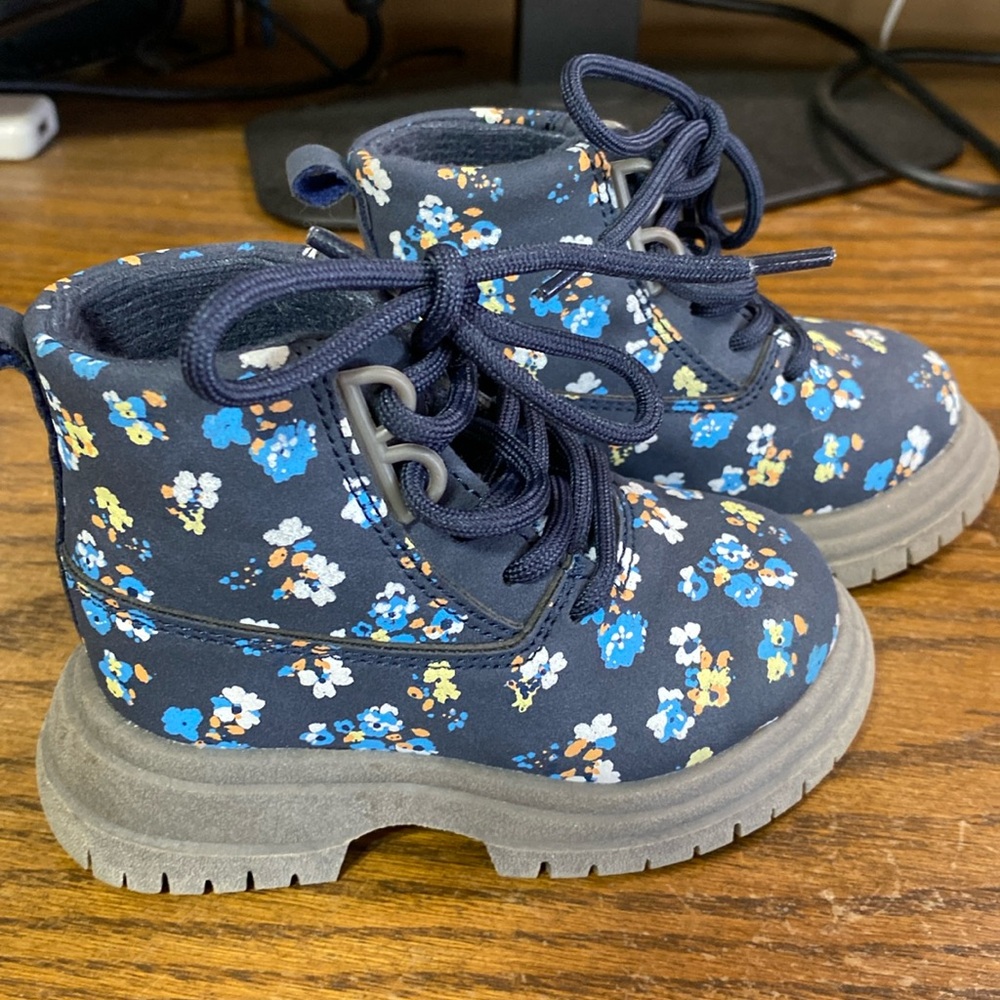Floral toddler booties